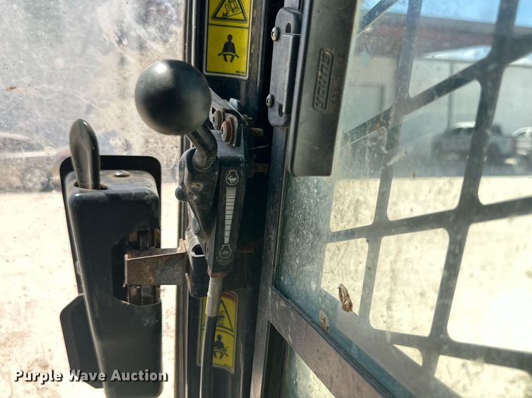 image for item DQ1337 2008 Caterpillar 246C  skid steer loader