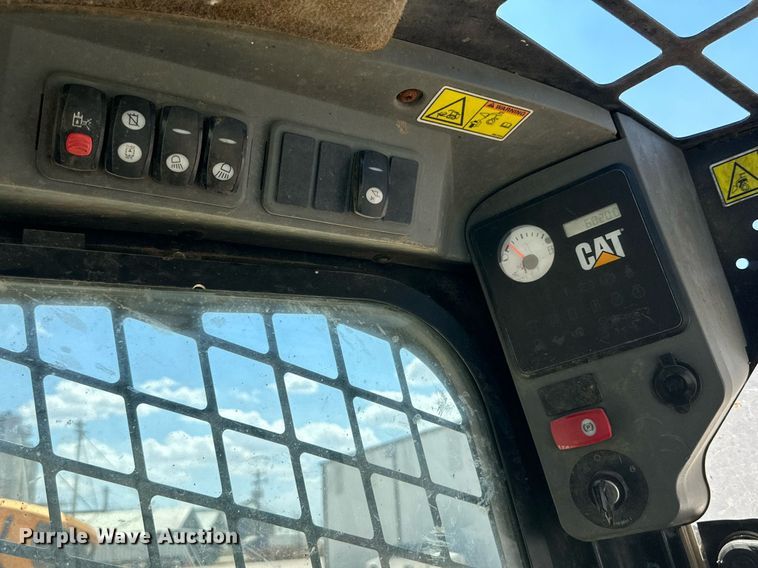 image for item DQ1337 2008 Caterpillar 246C  skid steer loader