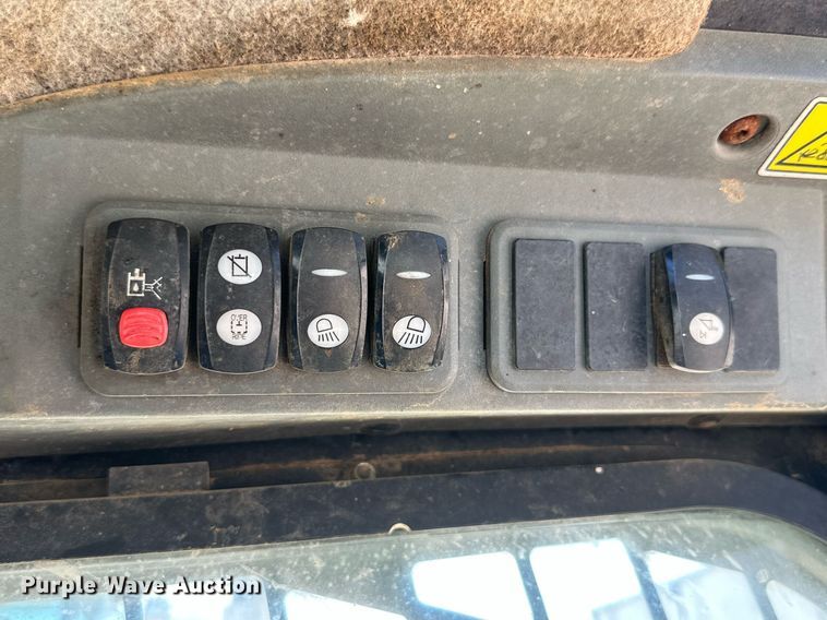 image for item DQ1337 2008 Caterpillar 246C  skid steer loader