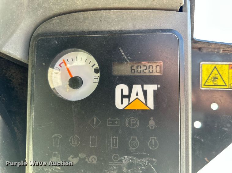 image for item DQ1337 2008 Caterpillar 246C  skid steer loader