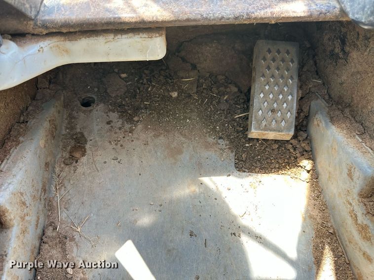 image for item DQ1337 2008 Caterpillar 246C  skid steer loader