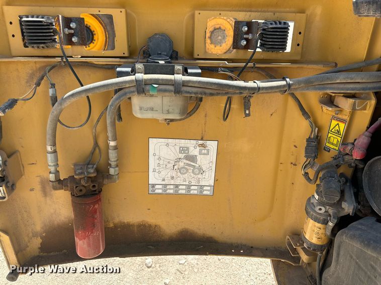 image for item DQ1337 2008 Caterpillar 246C  skid steer loader