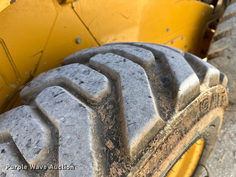 image for item DQ1337 2008 Caterpillar 246C  skid steer loader