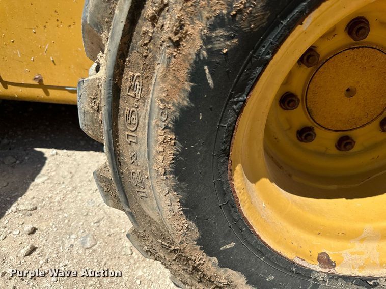 image for item DQ1337 2008 Caterpillar 246C  skid steer loader