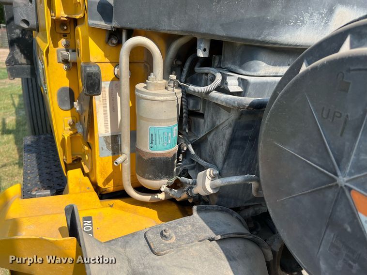 image for item DQ2084 2007 International 4300  dump truck