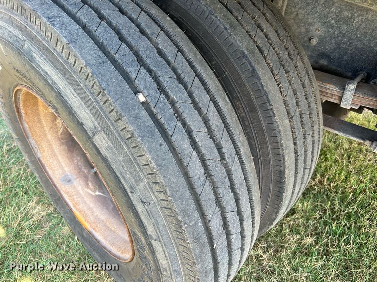 image for item DQ2084 2007 International 4300  dump truck