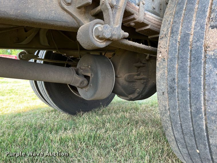 image for item DQ2084 2007 International 4300  dump truck