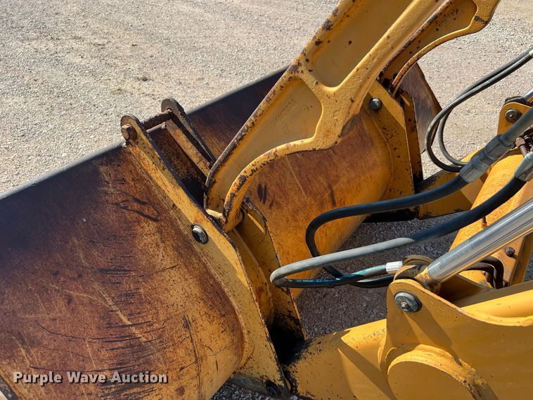 image for item DQ2098 1995 Case 580L  backhoe