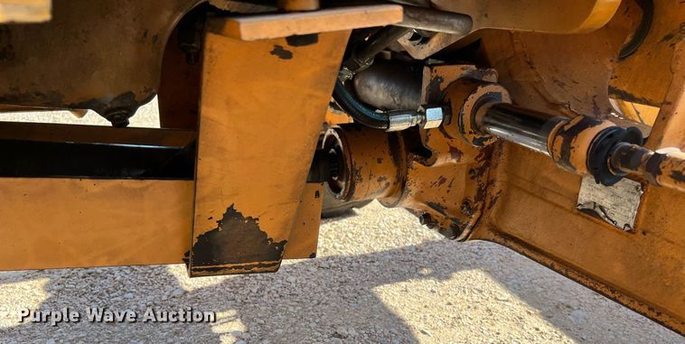 image for item DQ2098 1995 Case 580L  backhoe