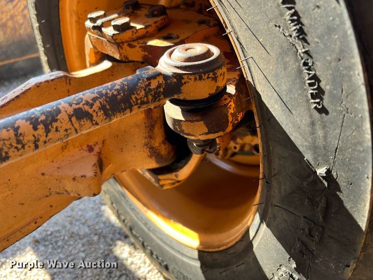 image for item DQ2098 1995 Case 580L  backhoe