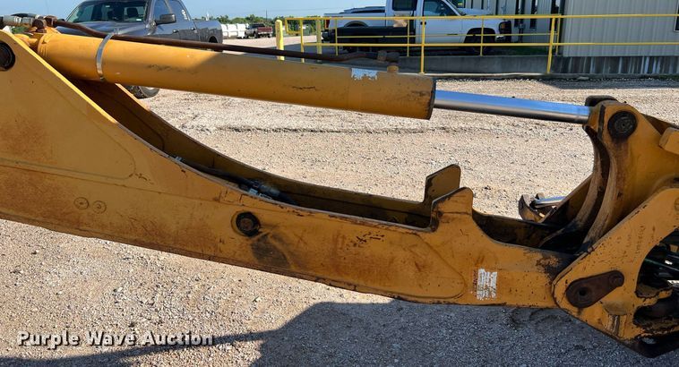 image for item DQ2098 1995 Case 580L  backhoe