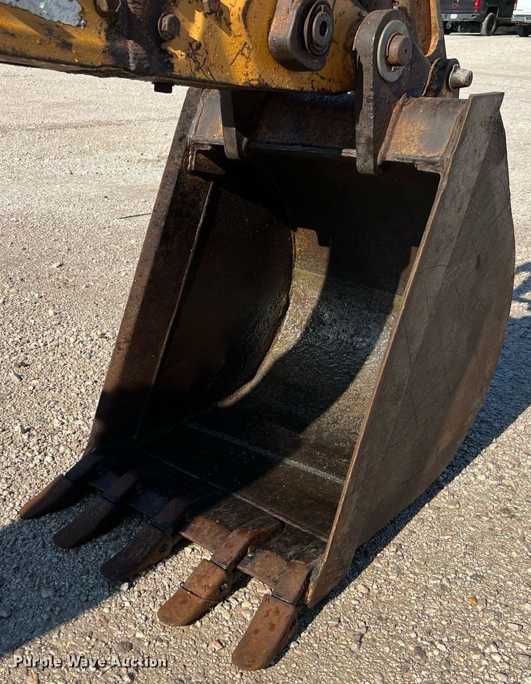 image for item DQ2098 1995 Case 580L  backhoe