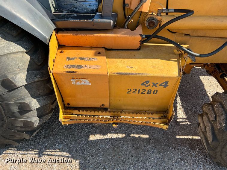 image for item DQ2098 1995 Case 580L  backhoe