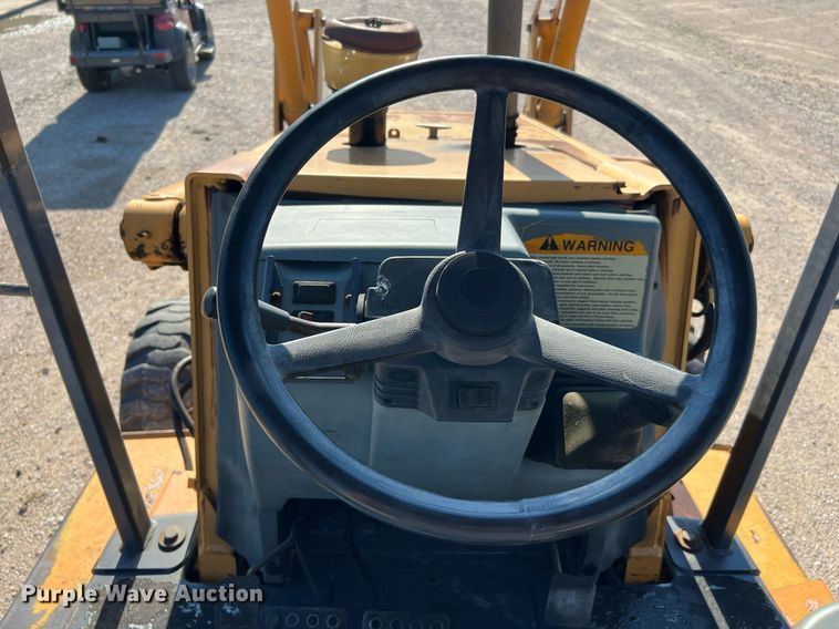 image for item DQ2098 1995 Case 580L  backhoe