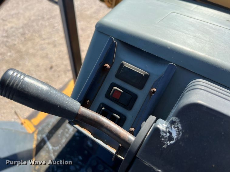 image for item DQ2098 1995 Case 580L  backhoe