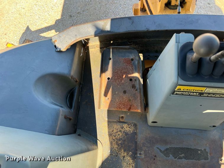 image for item DQ2098 1995 Case 580L  backhoe