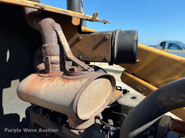 image for item DQ2098 1995 Case 580L  backhoe