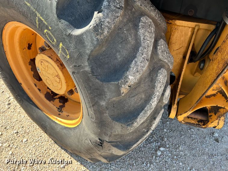 image for item DQ2098 1995 Case 580L  backhoe