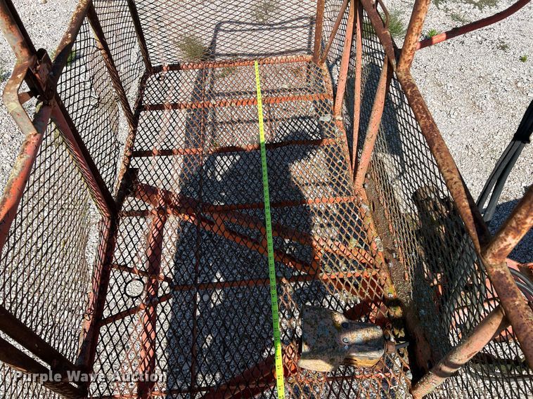 image for item DQ2099 1997 JLG 80H  boom lift