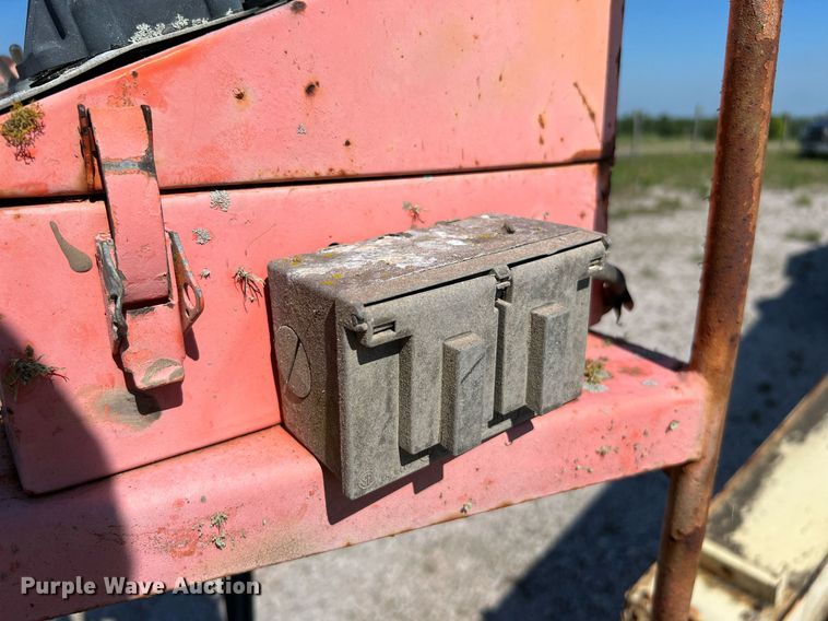 image for item DQ2099 1997 JLG 80H  boom lift