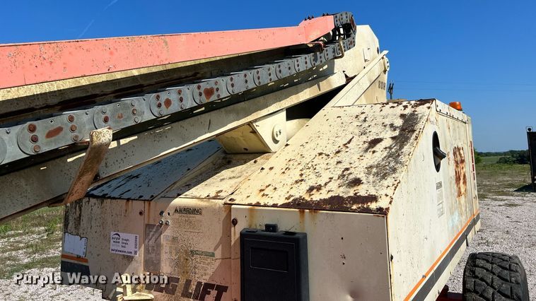 image for item DQ2099 1997 JLG 80H  boom lift