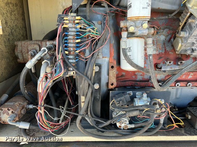 image for item DQ2099 1997 JLG 80H  boom lift