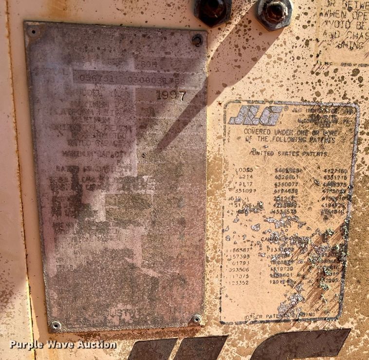 image for item DQ2099 1997 JLG 80H  boom lift