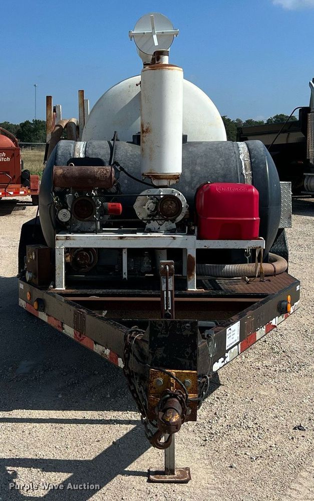 image for item DQ2103 Vacmasters of Denver SPV 800 GT3/W  vacuum excavator