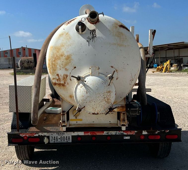 image for item DQ2103 Vacmasters of Denver SPV 800 GT3/W  vacuum excavator