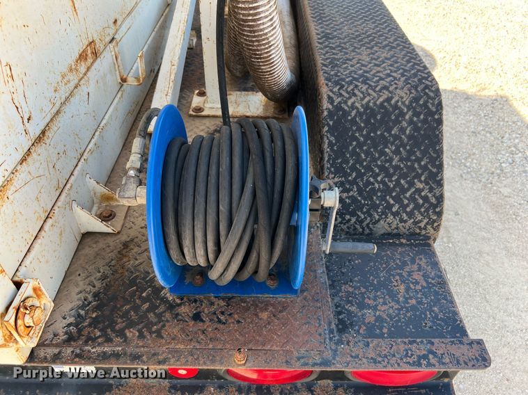 image for item DQ2103 Vacmasters of Denver SPV 800 GT3/W  vacuum excavator