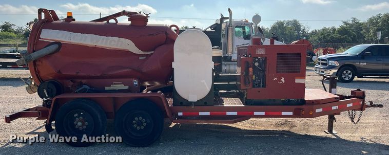 image for item DQ2104 2000 Ditch Witch FX30  vacuum excavator
