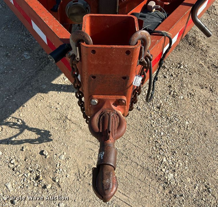 image for item DQ2104 2000 Ditch Witch FX30  vacuum excavator