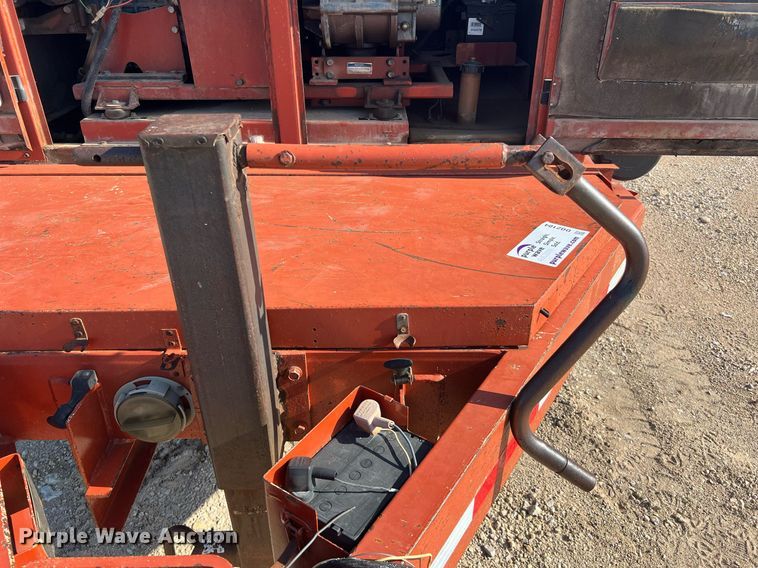 image for item DQ2104 2000 Ditch Witch FX30  vacuum excavator