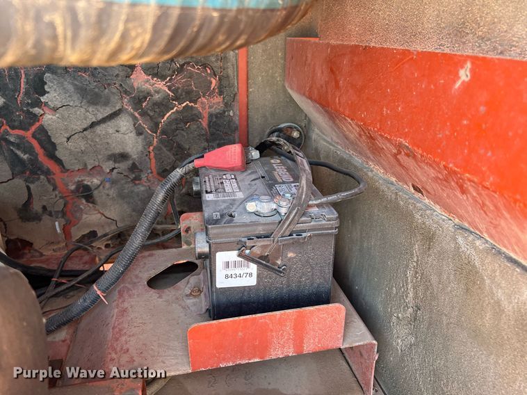 image for item DQ2104 2000 Ditch Witch FX30  vacuum excavator