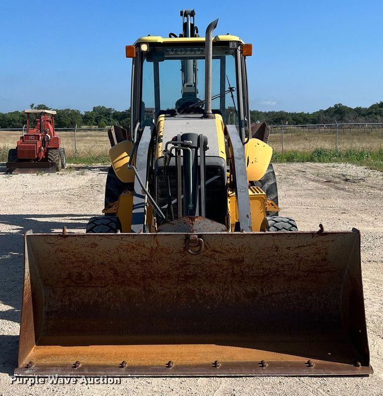 image for item DQ2105 2007 Volvo BL60  backhoe