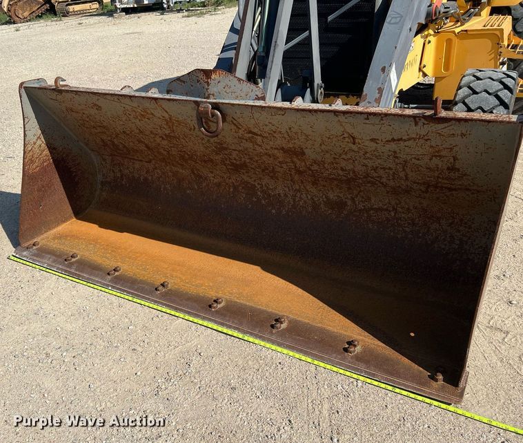 image for item DQ2105 2007 Volvo BL60  backhoe