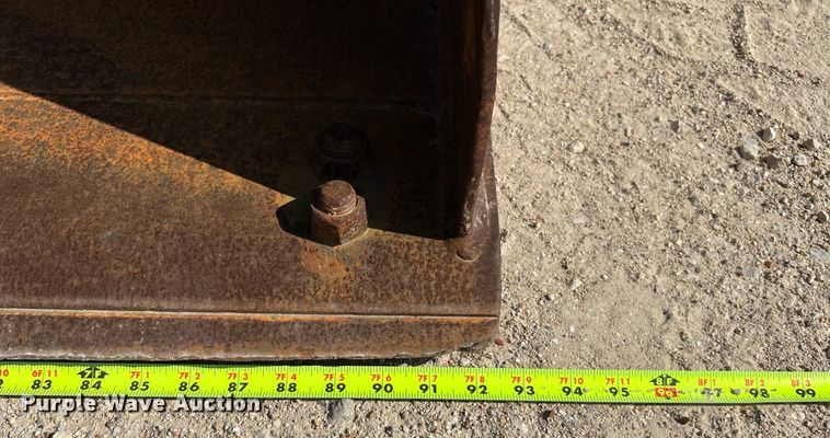 image for item DQ2105 2007 Volvo BL60  backhoe