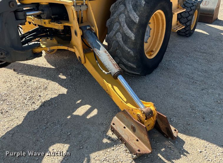 image for item DQ2105 2007 Volvo BL60  backhoe