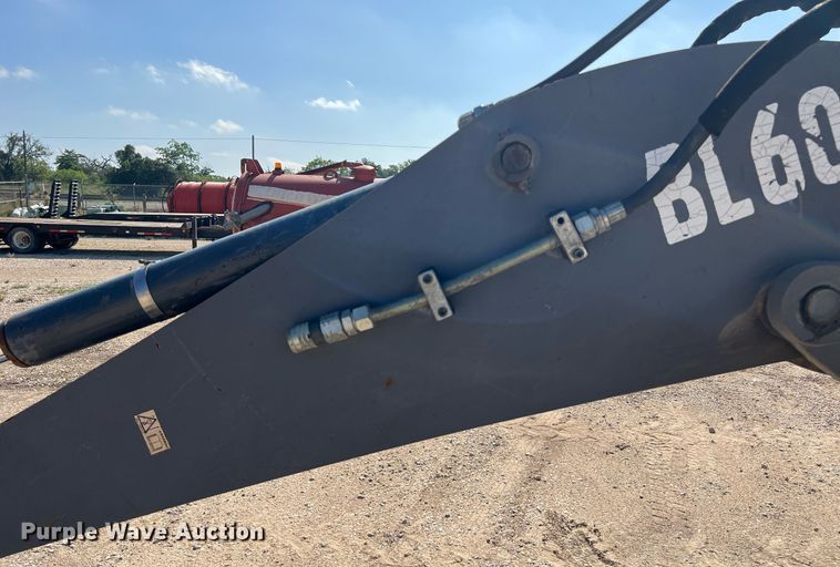 image for item DQ2105 2007 Volvo BL60  backhoe