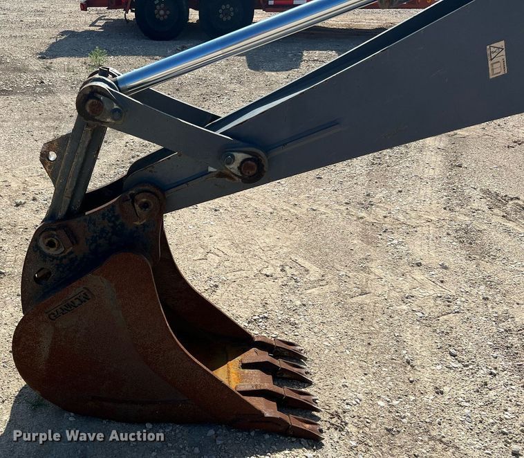 image for item DQ2105 2007 Volvo BL60  backhoe