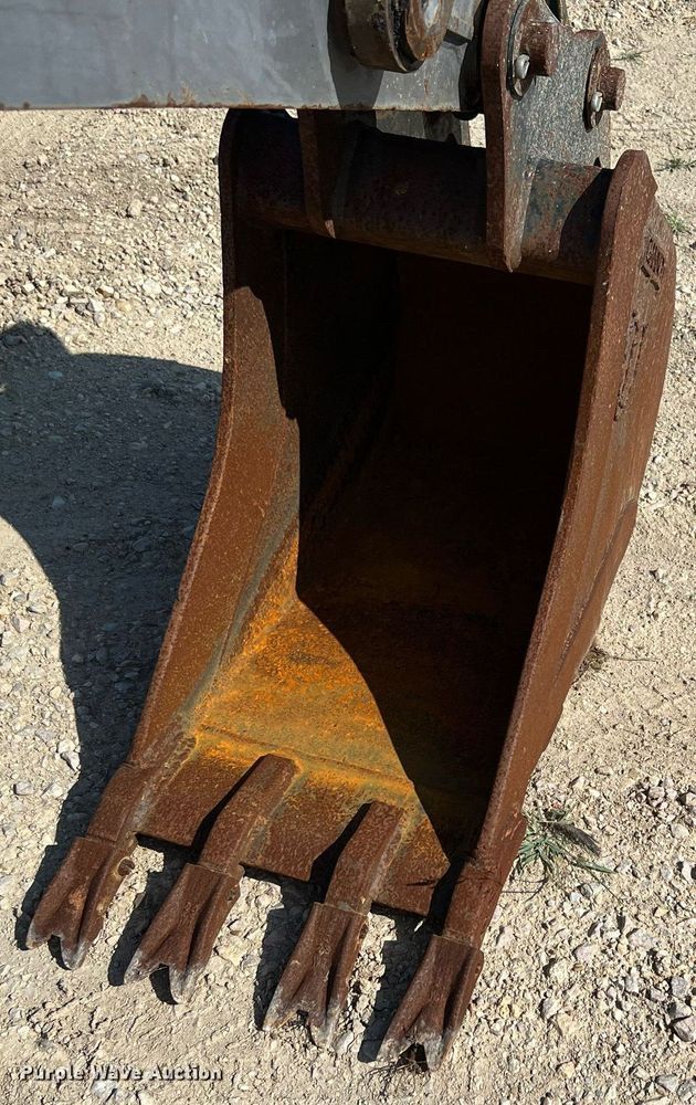 image for item DQ2105 2007 Volvo BL60  backhoe