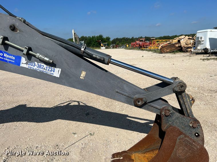 image for item DQ2105 2007 Volvo BL60  backhoe