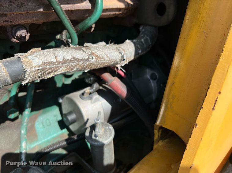 image for item DQ2105 2007 Volvo BL60  backhoe