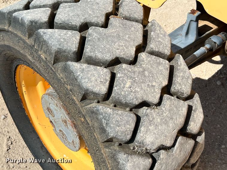 image for item DQ2105 2007 Volvo BL60  backhoe