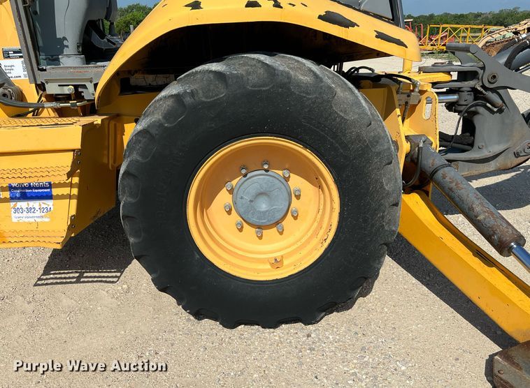 image for item DQ2105 2007 Volvo BL60  backhoe