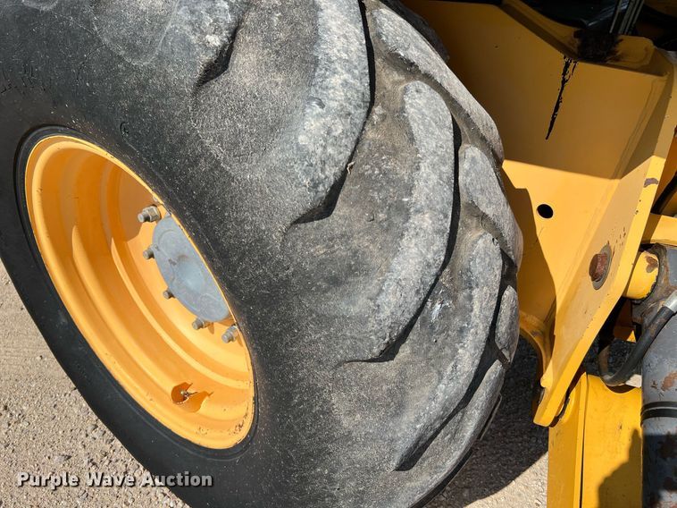 image for item DQ2105 2007 Volvo BL60  backhoe