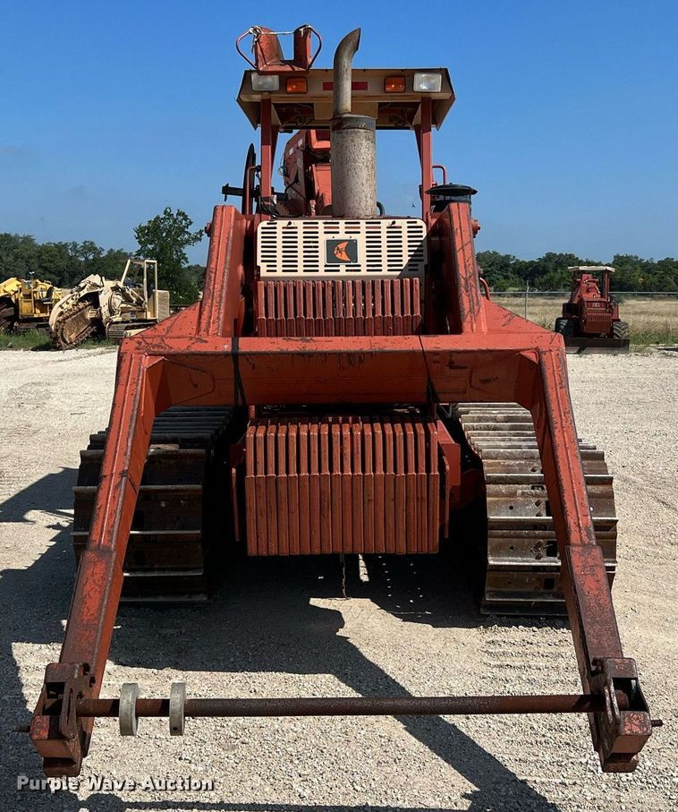 image for item DQ2106 2006 Ditch Witch HT185  cable plow