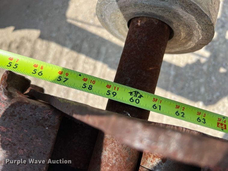 image for item DQ2106 2006 Ditch Witch HT185  cable plow