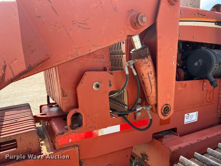 image for item DQ2106 2006 Ditch Witch HT185  cable plow