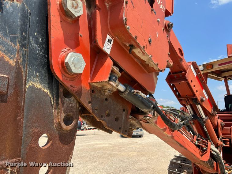 image for item DQ2106 2006 Ditch Witch HT185  cable plow